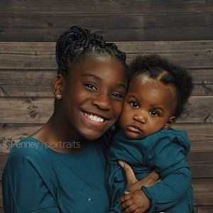 Meet your Posher, Marisha